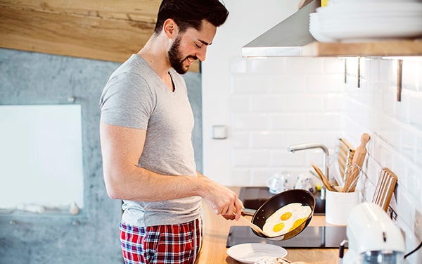 Yumurta sarısı, D vitamini bakımından en zengin besinler arasındadır.